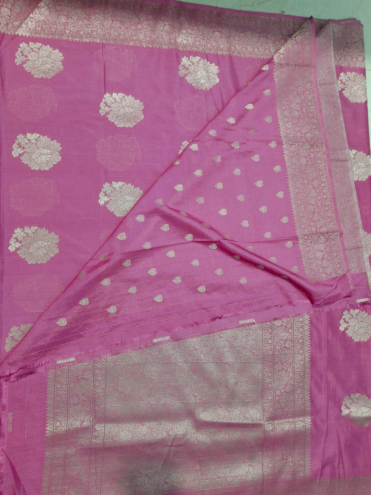 pink colour 3D INSTA shine
