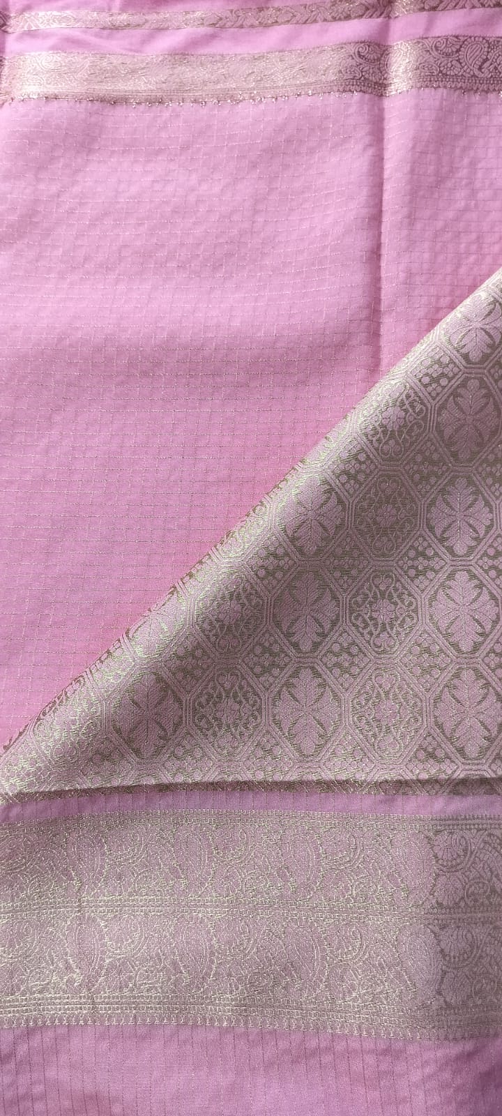 Crape silk with rich pallu