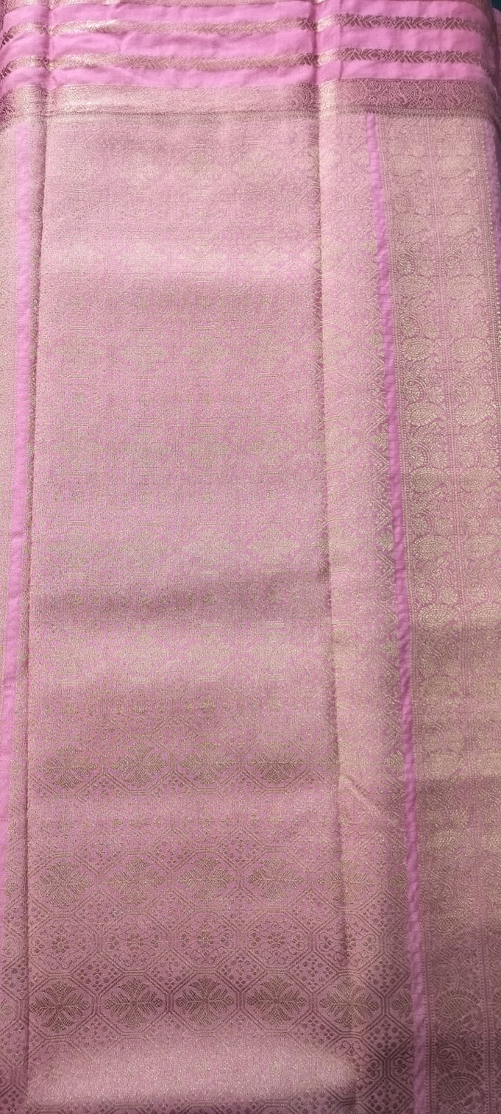 Crape silk with rich pallu