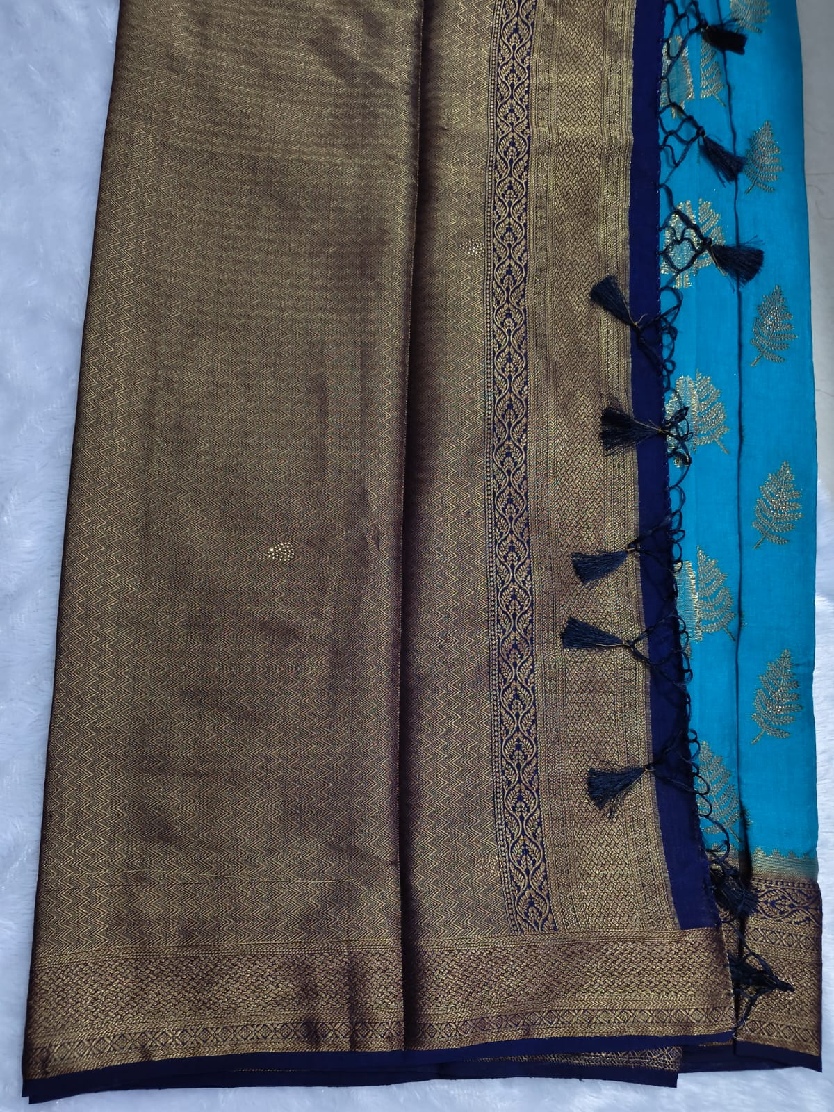 Premium antic zari linen cotton saree with stones