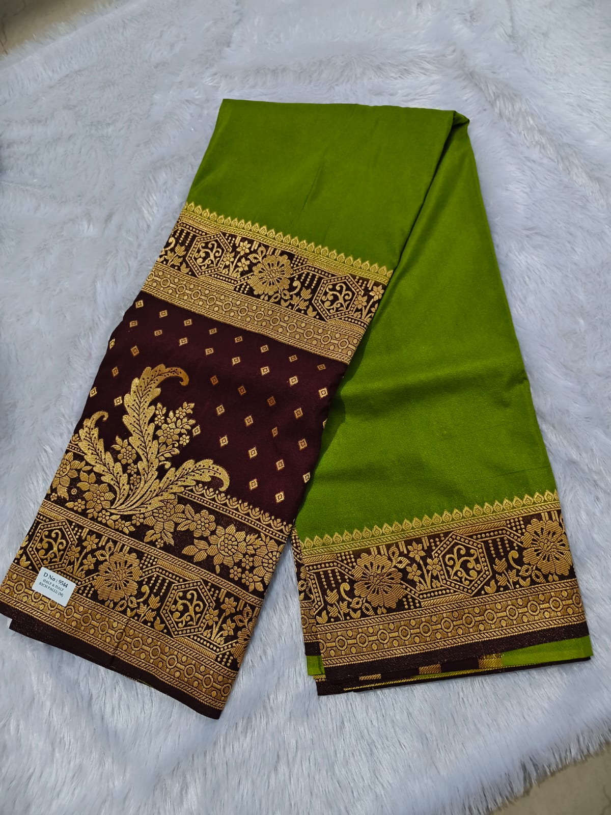 beautifull Semi georgette crape saree