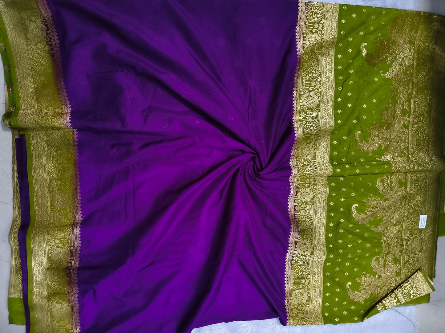 beautifull Semi georgette crape saree