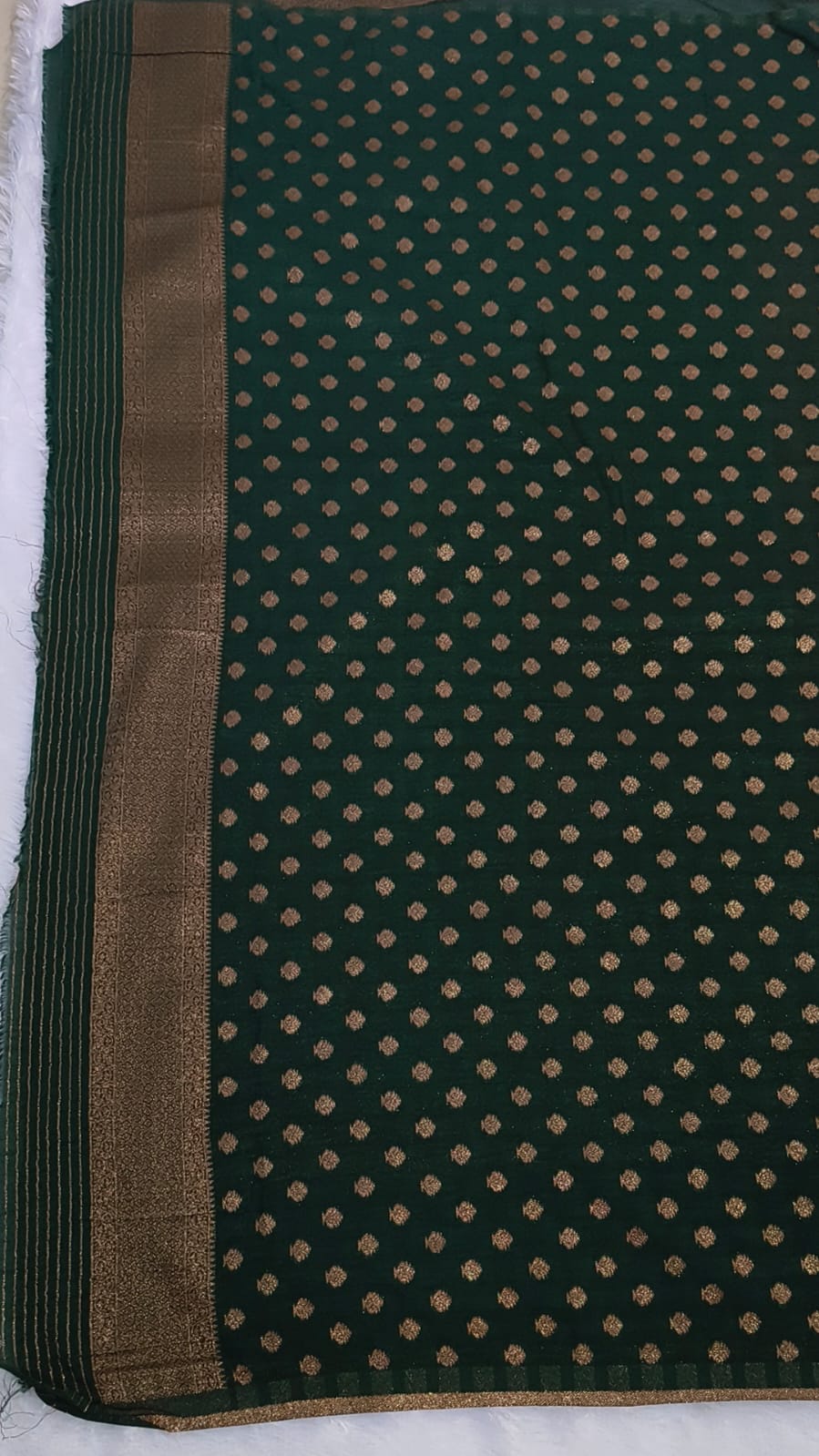 Pure viscose silk contrast