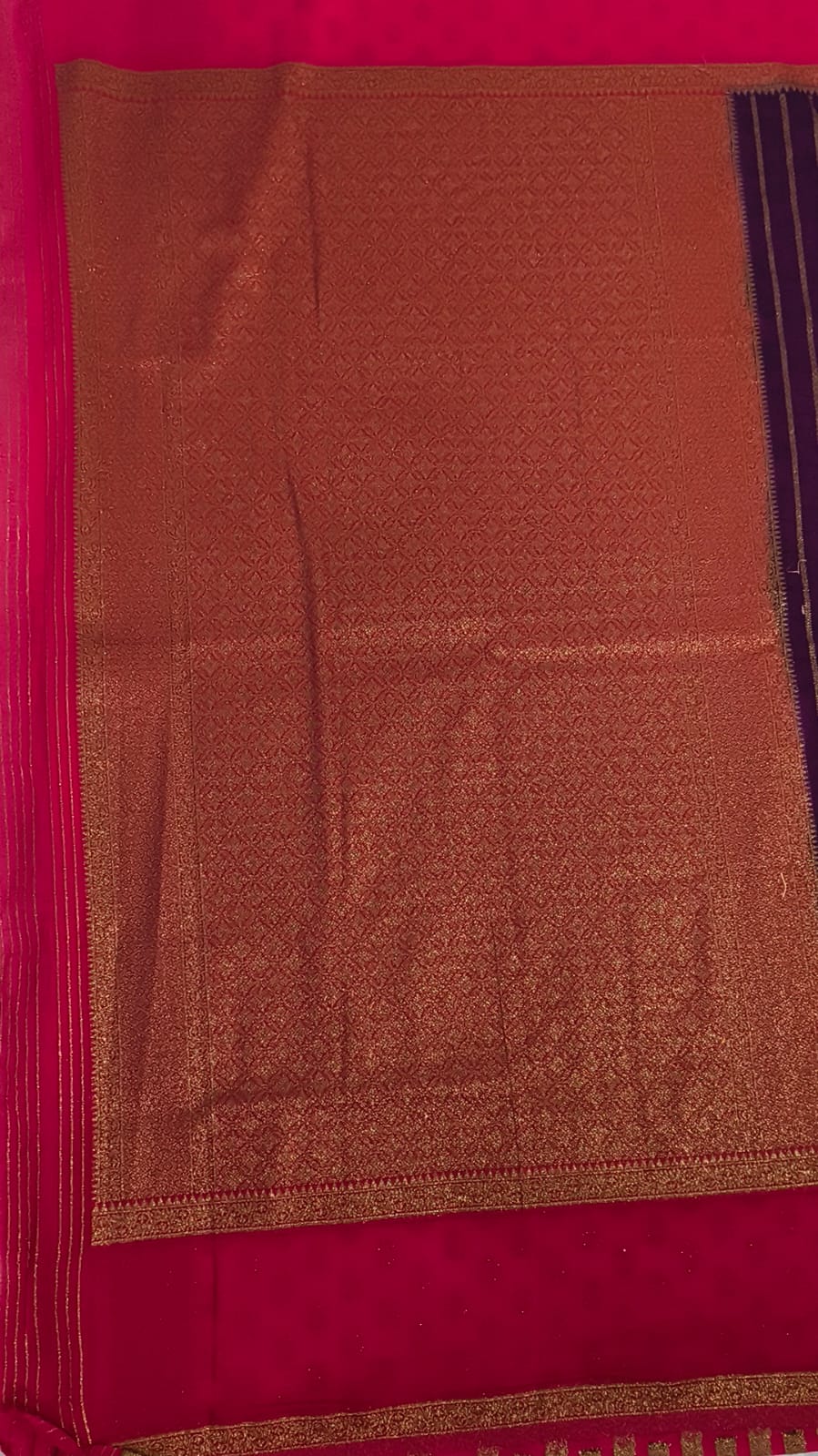 Pure viscose silk contrast
