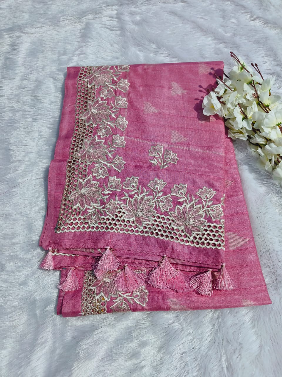 Leaf cut work pink embriodery saree