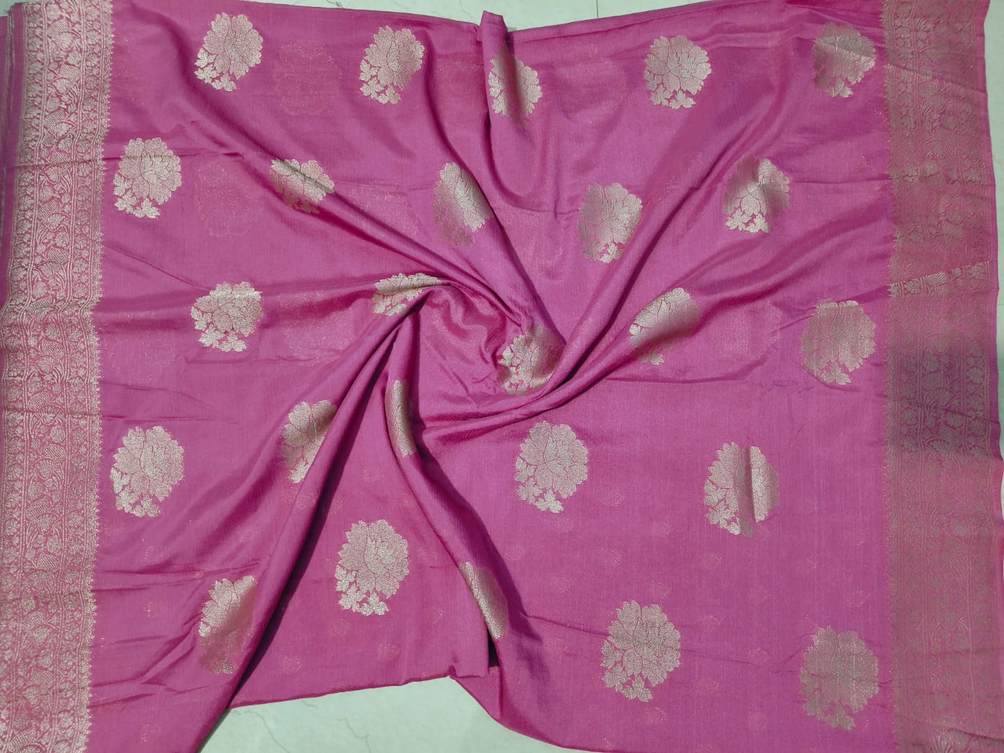 pink colour 3D INSTA shine
