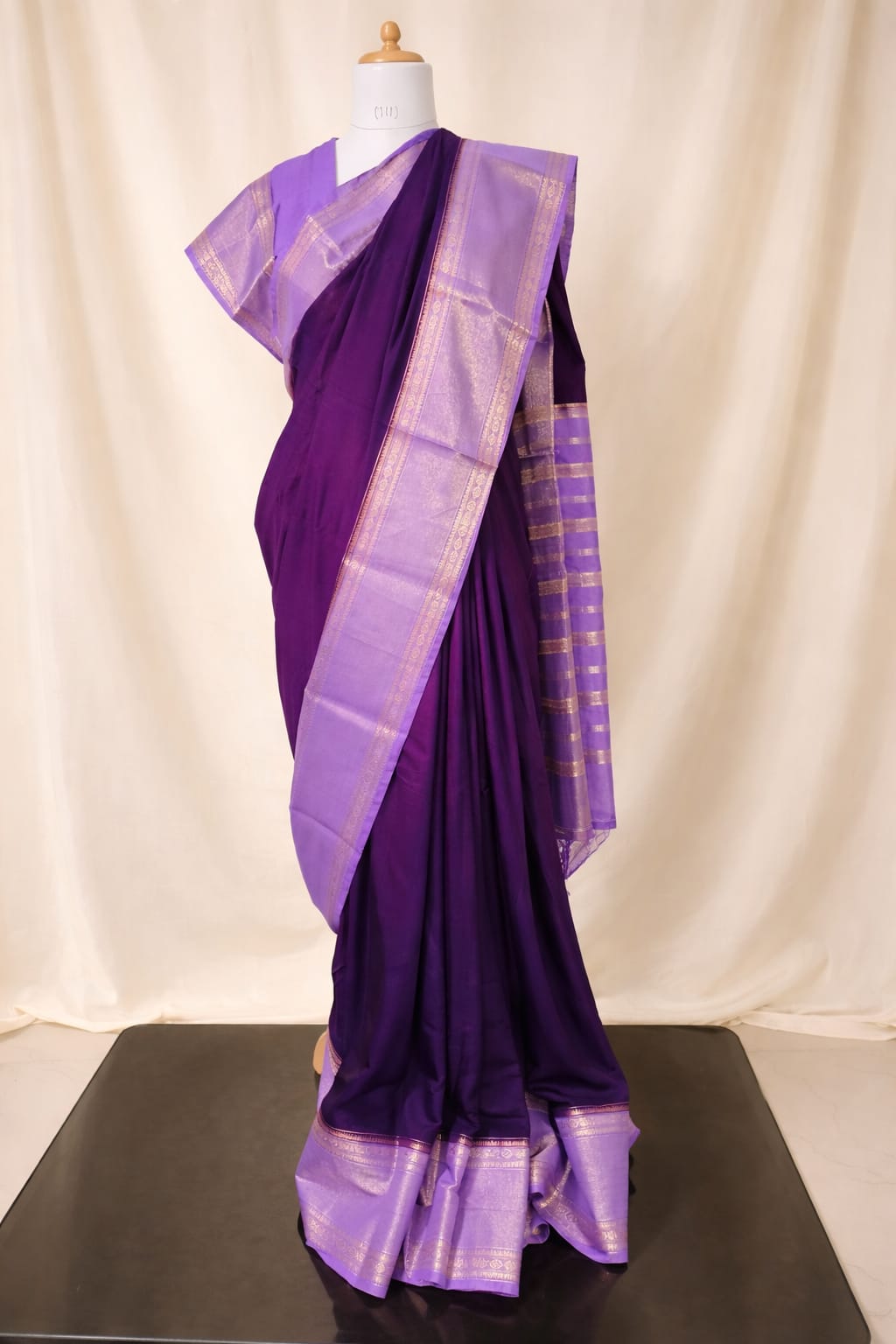 premium muggam silk